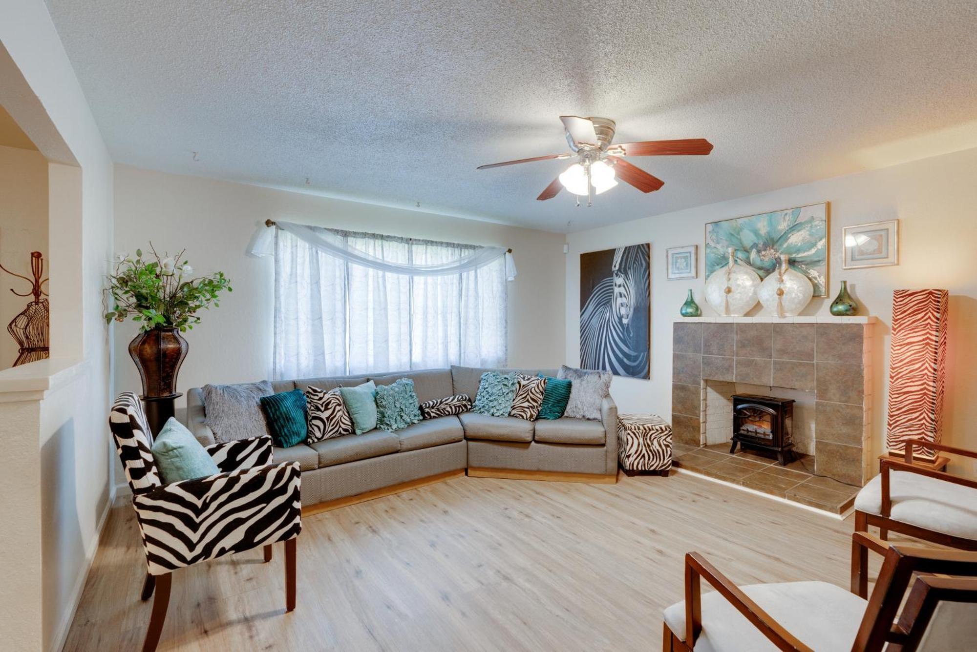 Breezy Fresno Home - Near Airport And Downtown Eksteriør billede