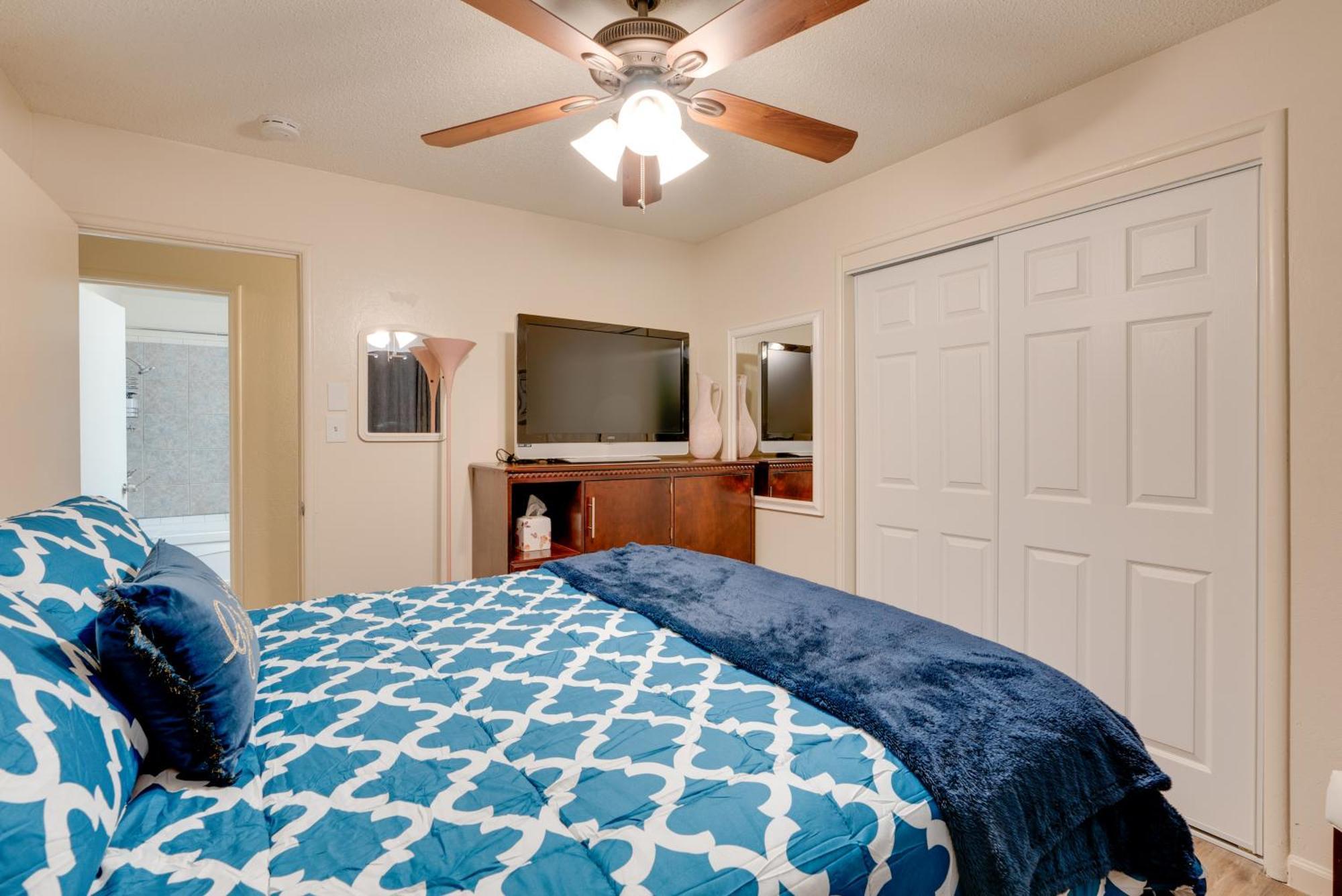 Breezy Fresno Home - Near Airport And Downtown Eksteriør billede