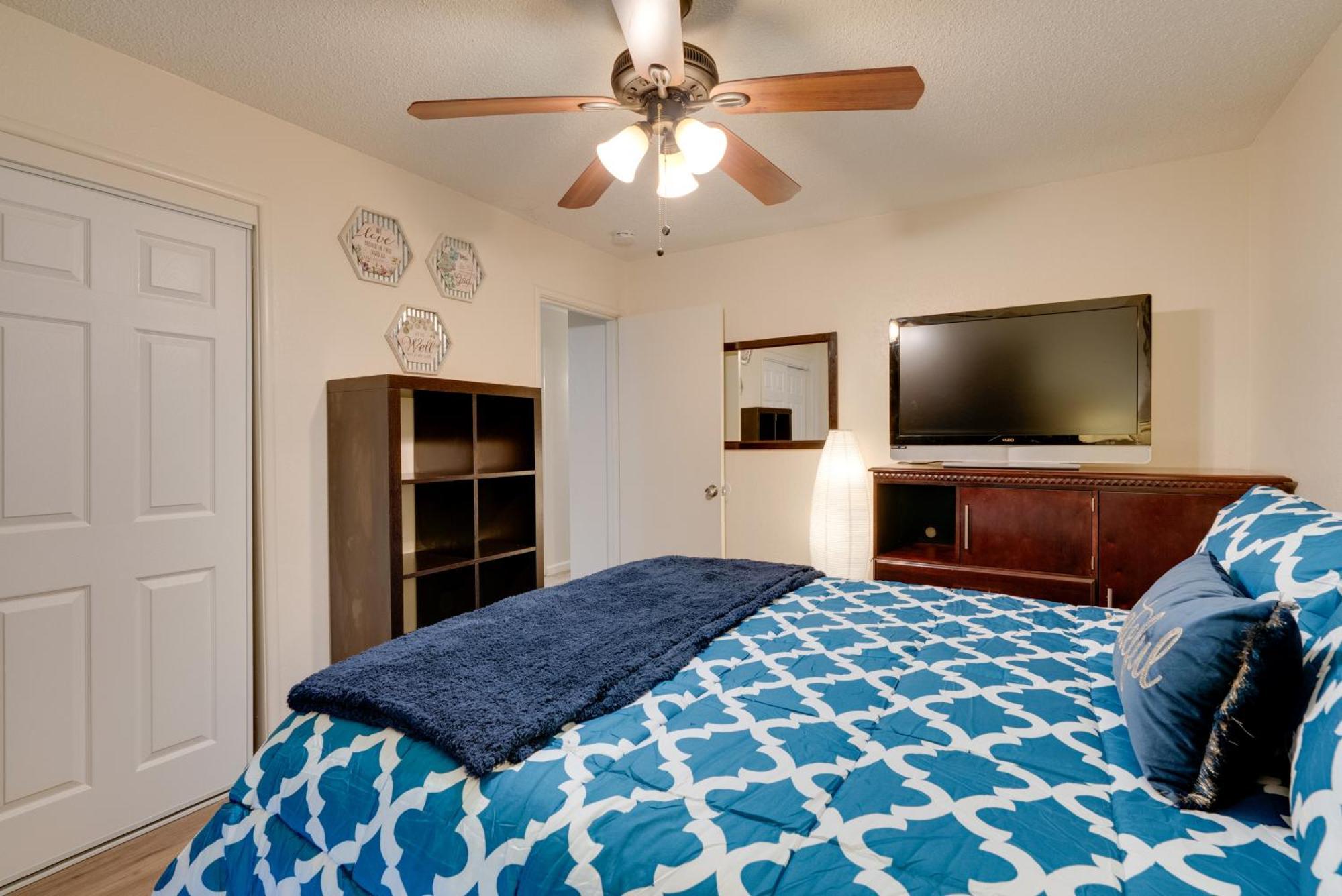 Breezy Fresno Home - Near Airport And Downtown Eksteriør billede