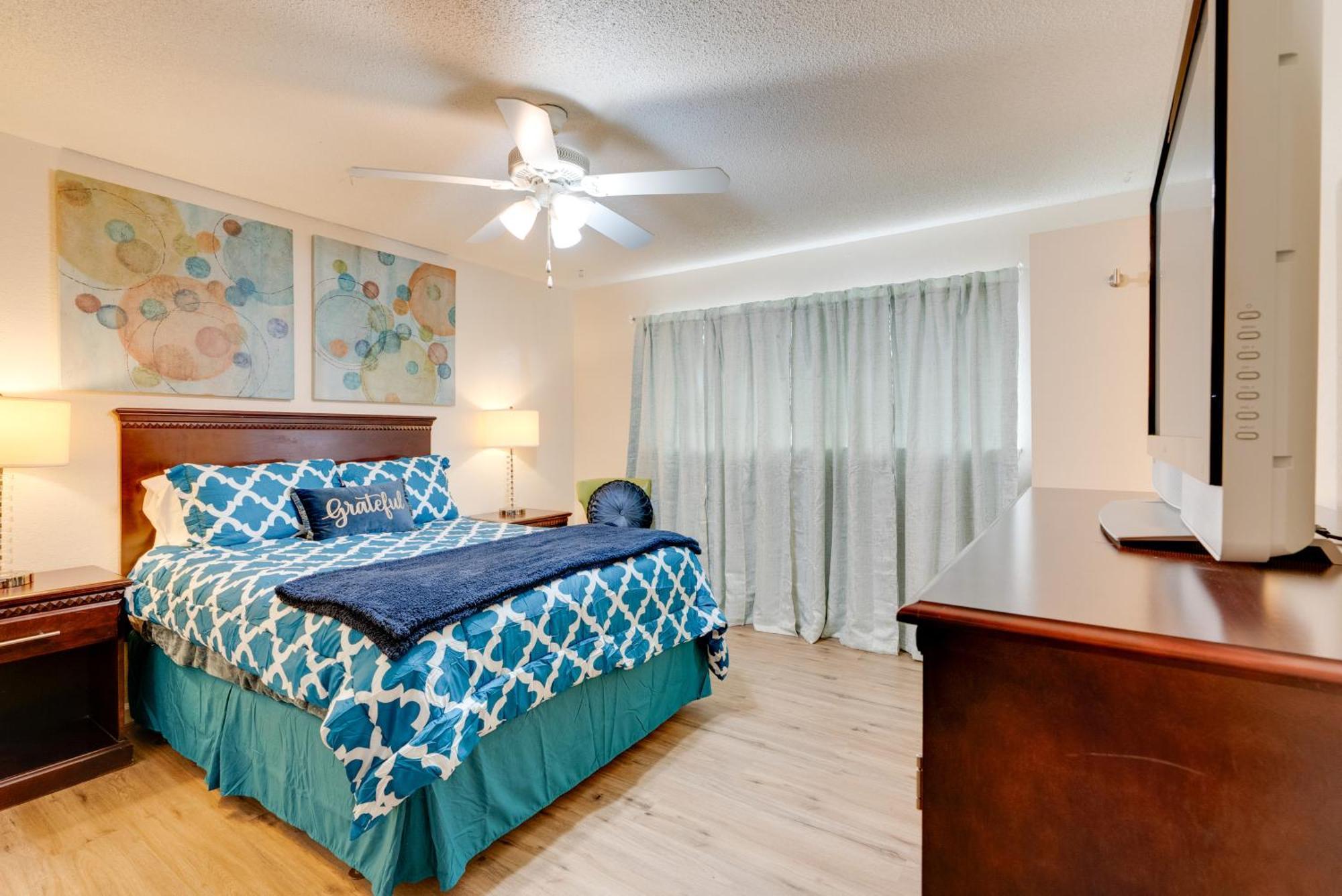 Breezy Fresno Home - Near Airport And Downtown Eksteriør billede